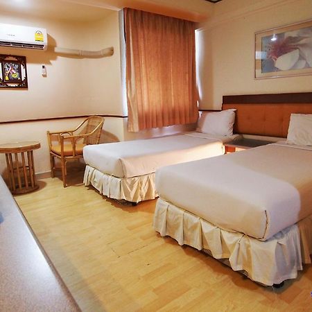 Sena Place Hotel Бангкок Экстерьер фото