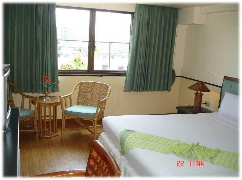 Sena Place Hotel Бангкок Экстерьер фото